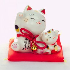 Манеки-неко «Кошка и котёнок»